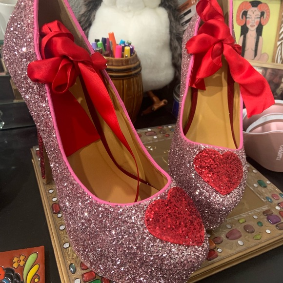 Glitter pink and red platform stiletto heels - Picture 2 of 4